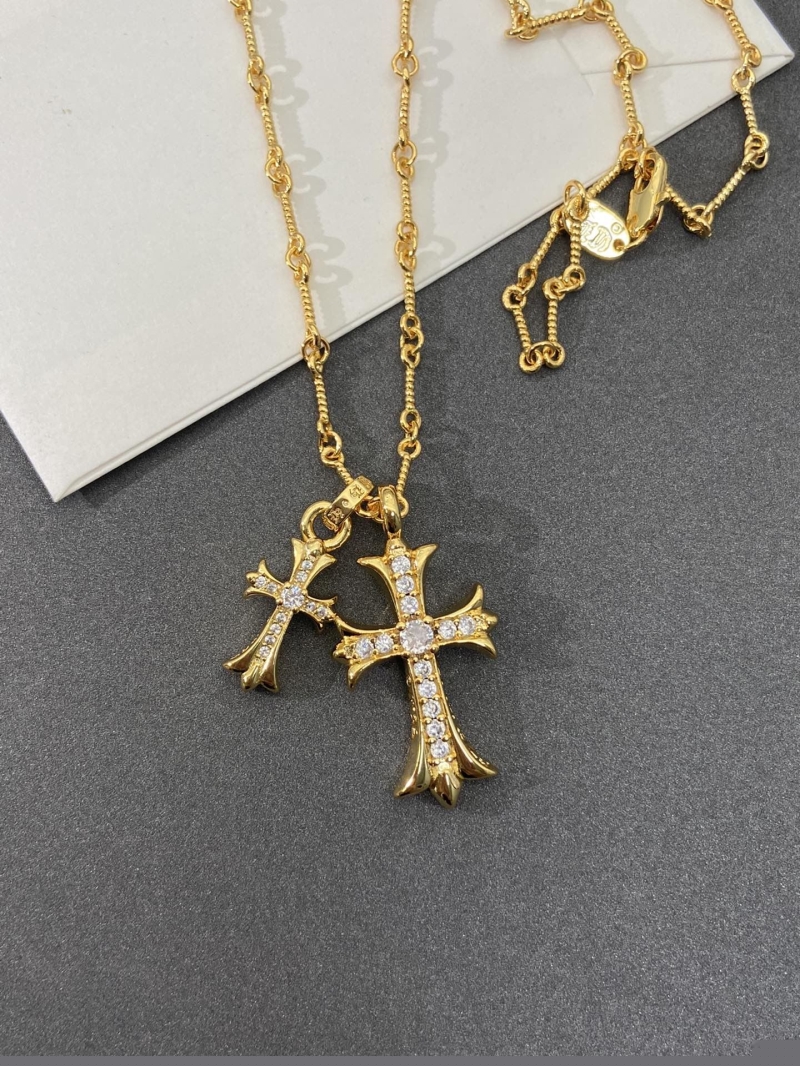 Ch**me He**ts necklaces
